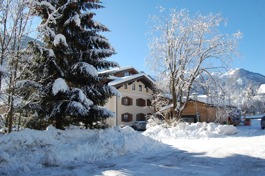 Gaestehaus Brugger Neukirchen am Grossvenediger Bagian luar foto
